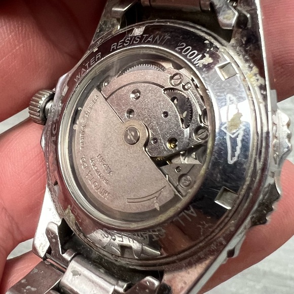 Invicta 200 M Orange Face 21 Jewel Automatic Watch - Picture 4 of 8